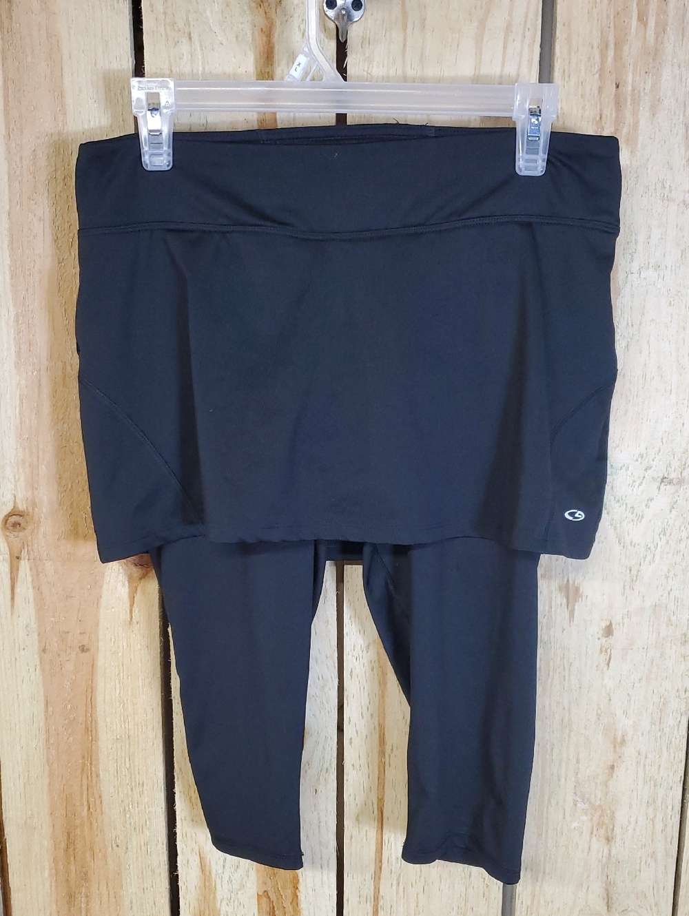 Women's Champion C9 Black Cropped Skirted Leggings Size M Athetic Casual Hiking